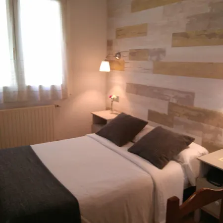 Costa Готель Хіхон