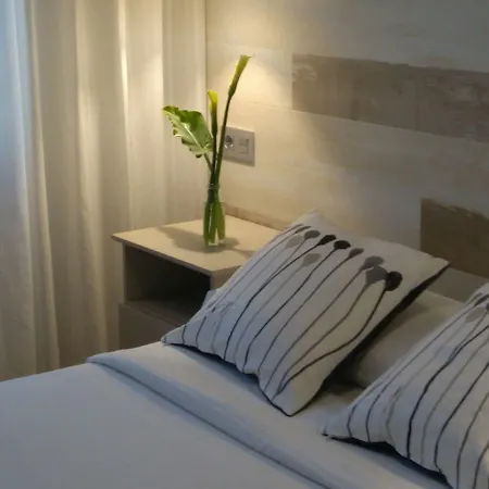 Готель Costa Хіхон