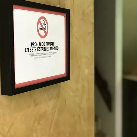 Costa Готель *