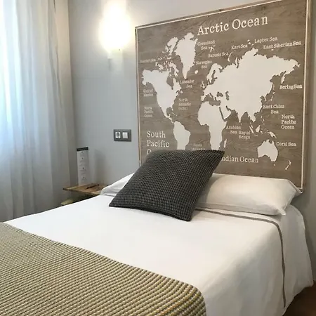 Отель Costa *